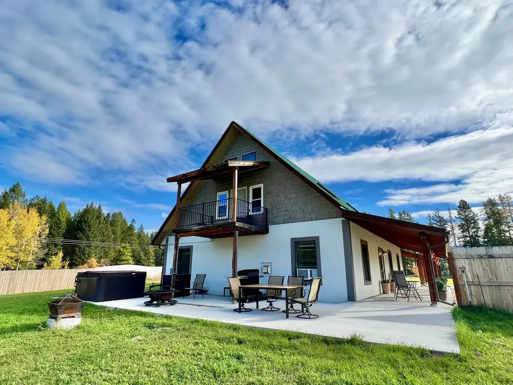 205 Kinnikinnick Lane Columbia Falls MT 59912