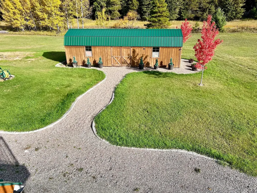 205 Kinnikinnick Lane Columbia Falls MT 59912