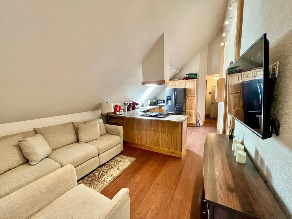 205 Kinnikinnick Lane Columbia Falls MT 59912