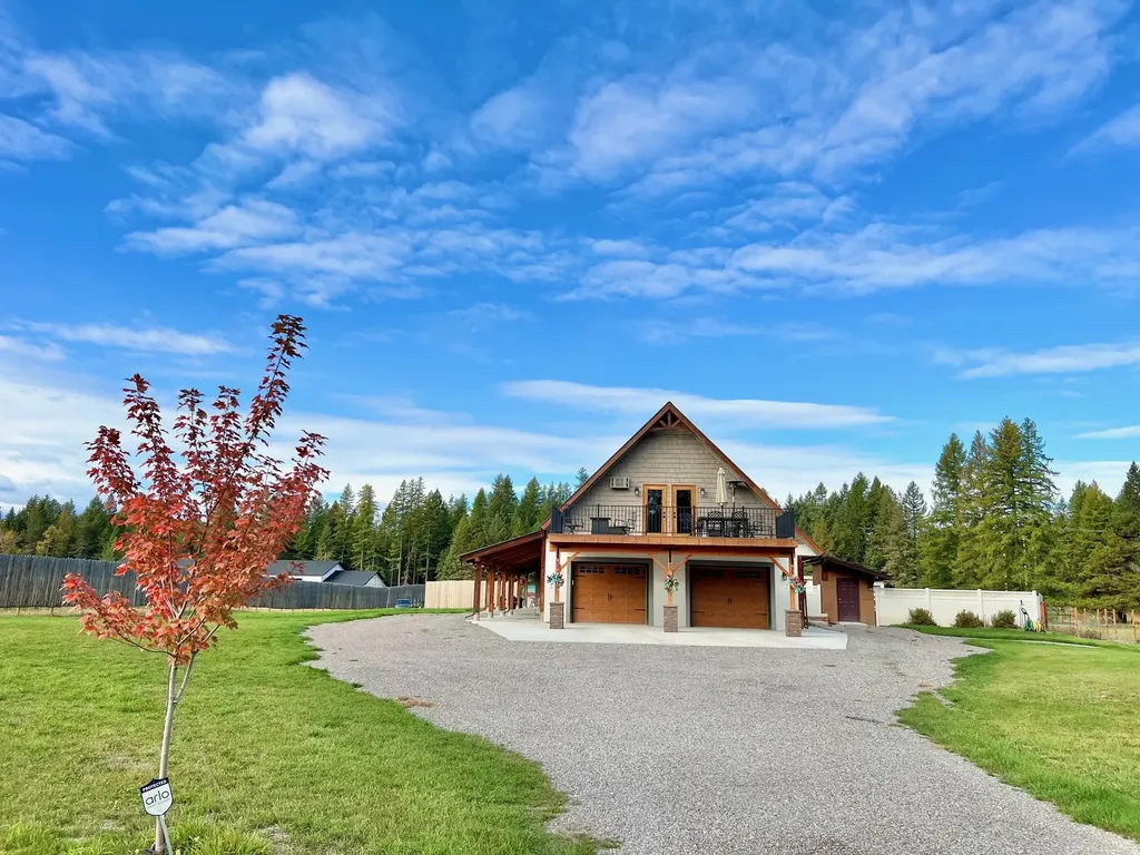 205 Kinnikinnick Lane Columbia Falls MT 59912