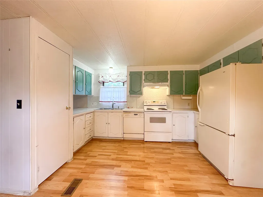 208 E Haley Avenue Thompson Falls MT 59873