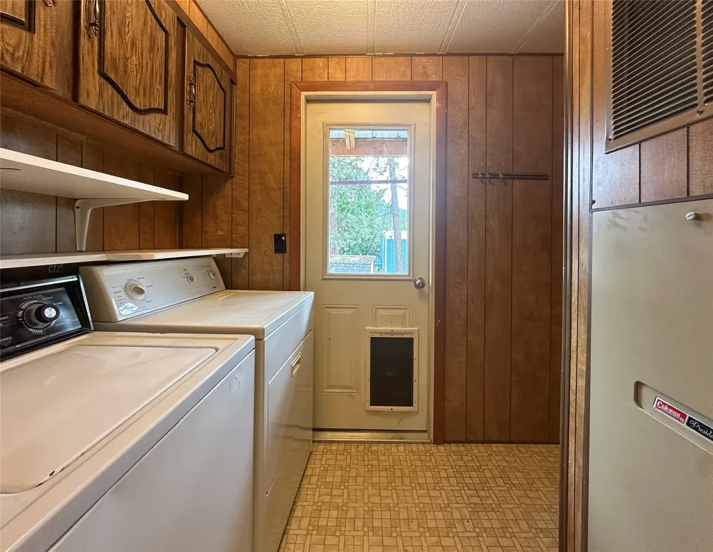 208 E Haley Avenue Thompson Falls MT 59873