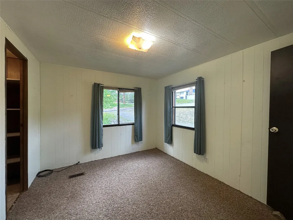 208 E Haley Avenue Thompson Falls MT 59873