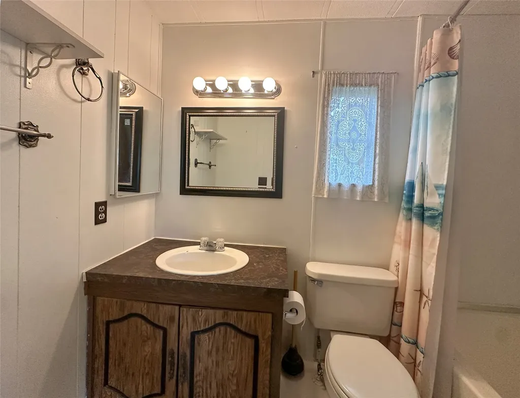 208 E Haley Avenue Thompson Falls MT 59873