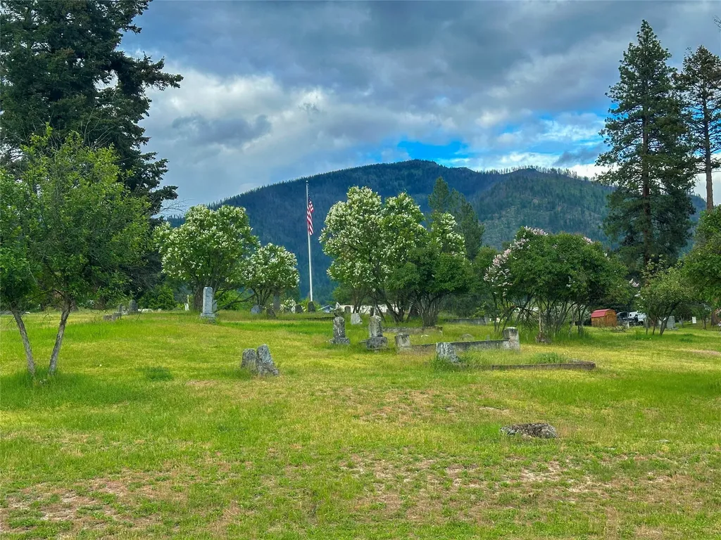 208 E Haley Avenue Thompson Falls MT 59873