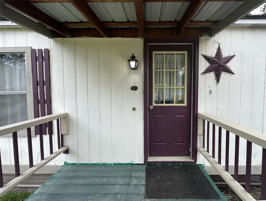 208 E Haley Avenue Thompson Falls MT 59873