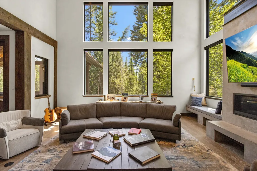 600 Whitefish Hills Drive Whitefish MT 59937