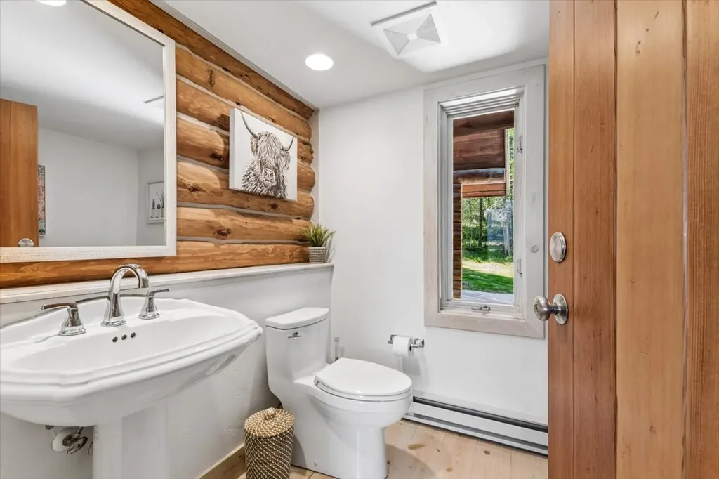 1285 Swan Hill Drive Bigfork MT 59911