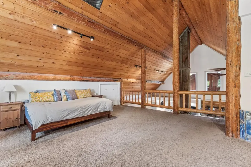 1285 Swan Hill Drive Bigfork MT 59911