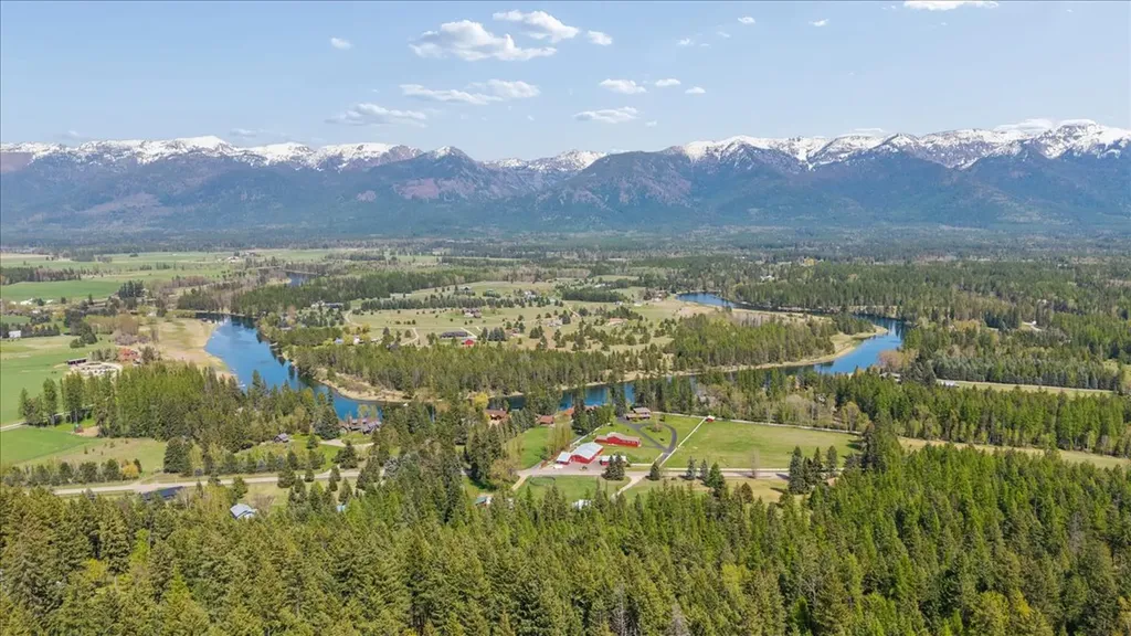 1285 Swan Hill Drive Bigfork MT 59911
