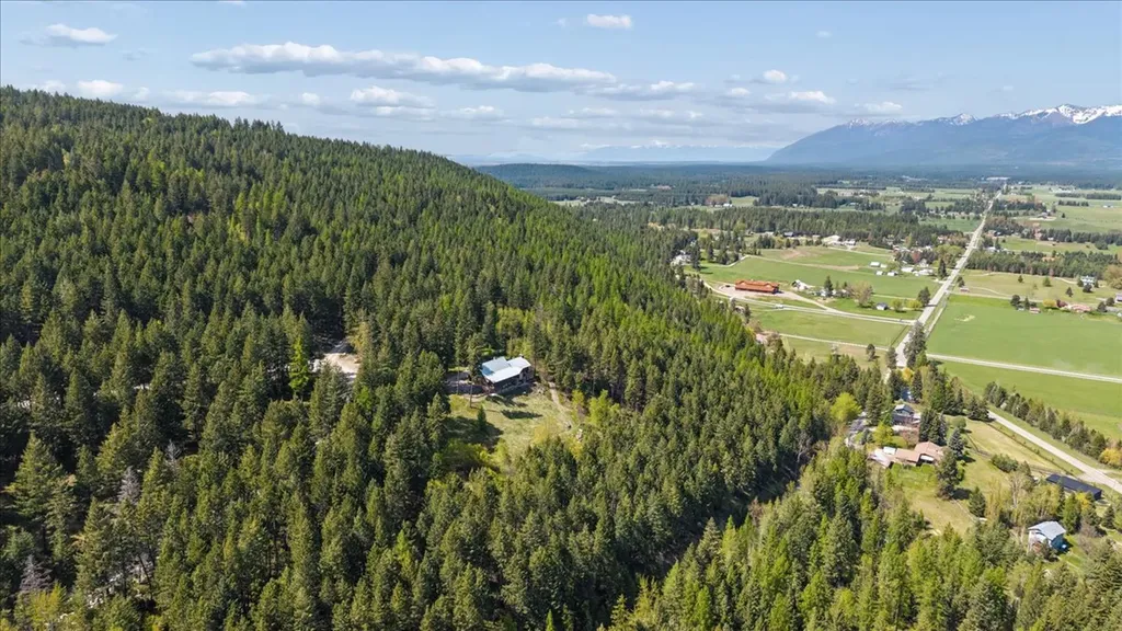 1285 Swan Hill Drive Bigfork MT 59911