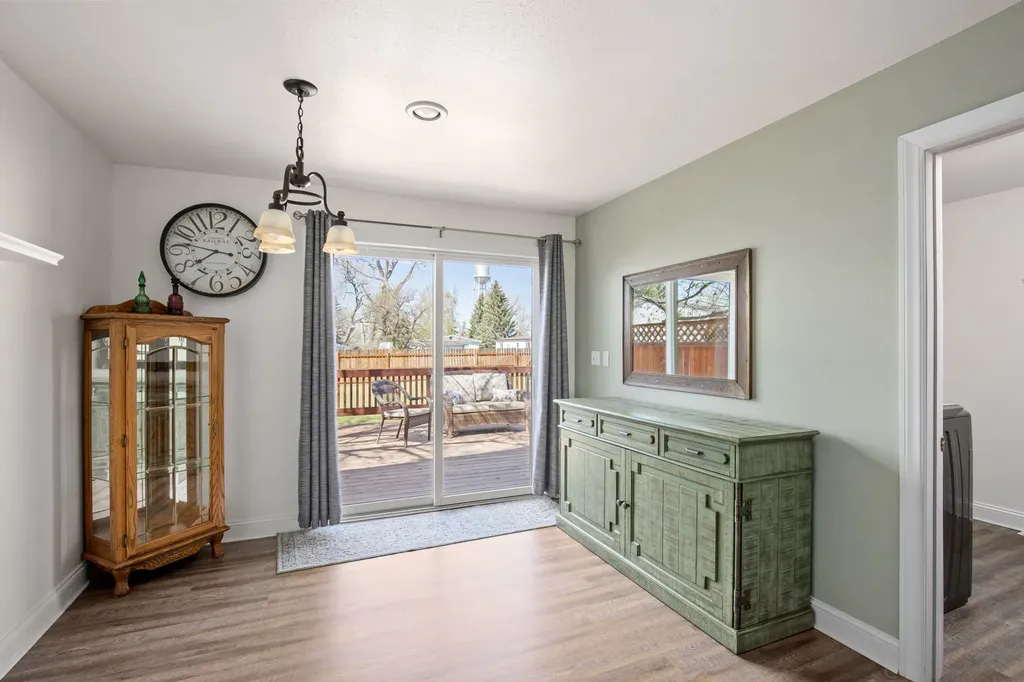 629 2nd Avenue S Fairfield MT 59436