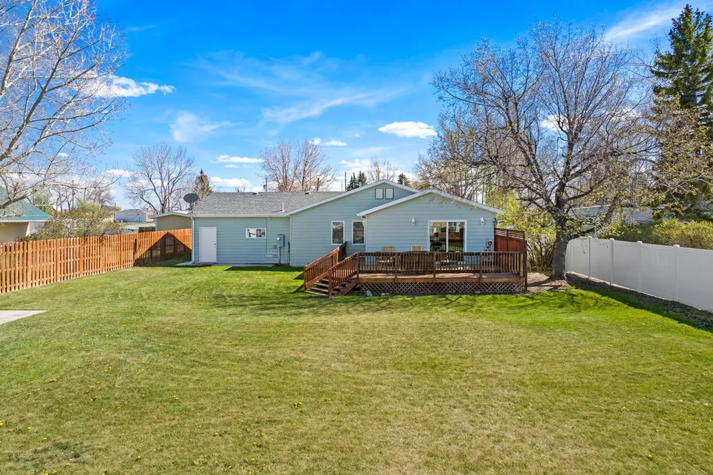 629 2nd Avenue S Fairfield MT 59436