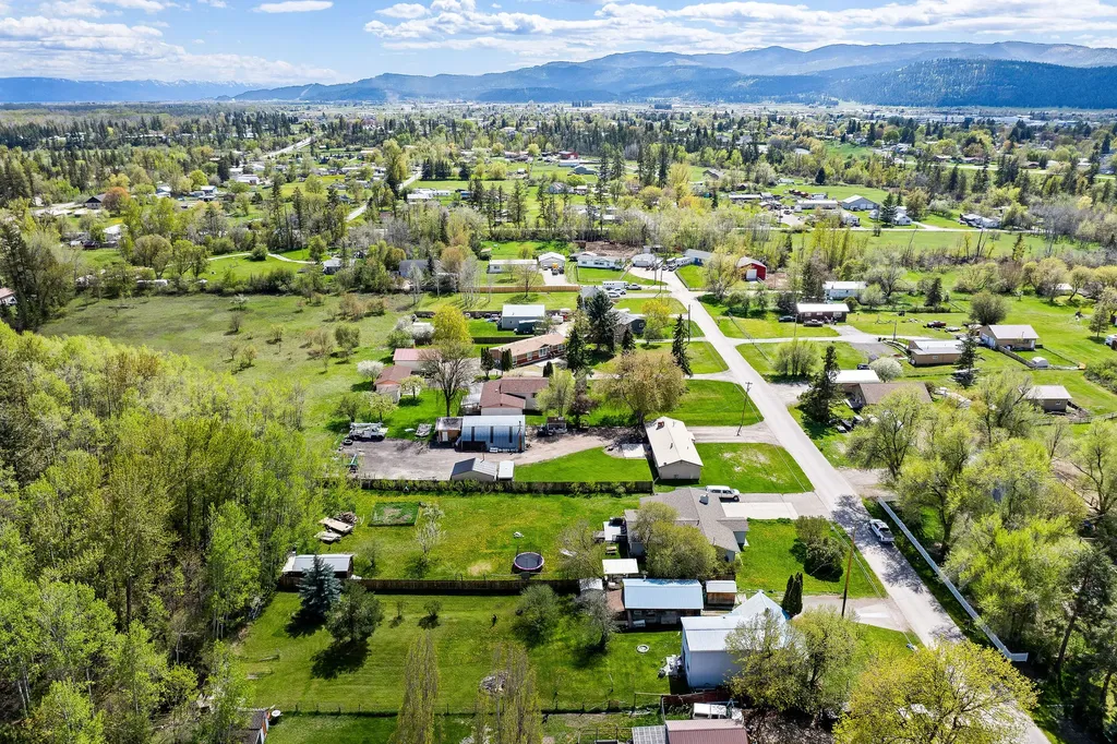 215 Caroline Road Kalispell MT 59901
