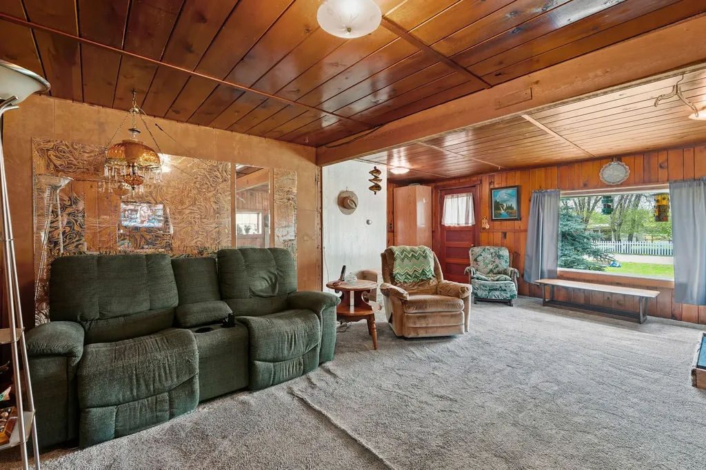 215 Caroline Road Kalispell MT 59901