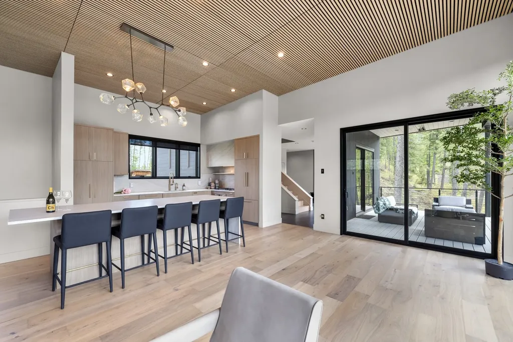 691 Lm Beach Lane Whitefish MT 59937