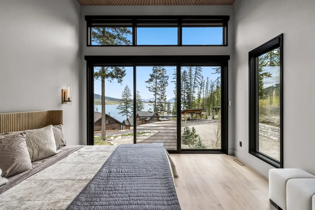 691 Lm Beach Lane Whitefish MT 59937