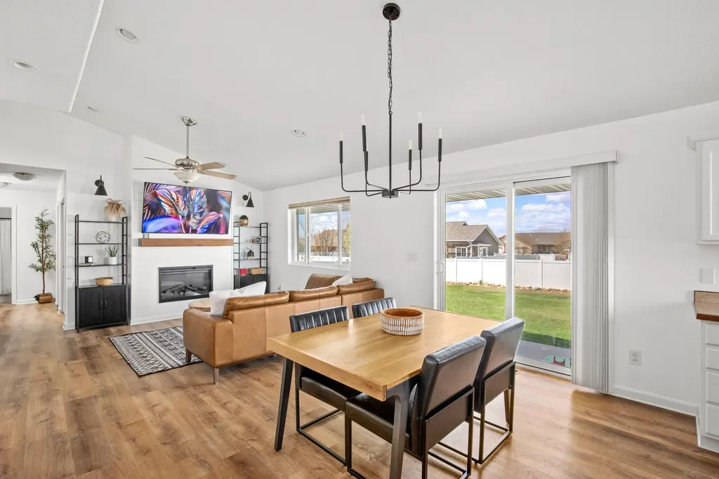 117 33rd Avenue NE Great Falls MT 59404