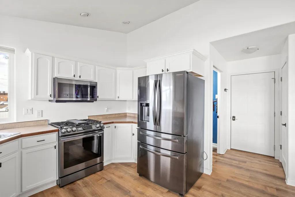 117 33rd Avenue NE Great Falls MT 59404