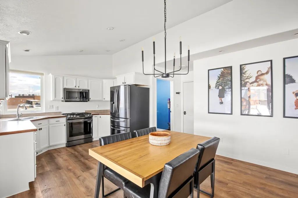 117 33rd Avenue NE Great Falls MT 59404