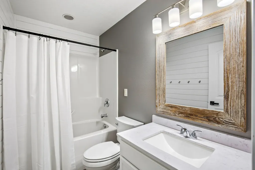 117 33rd Avenue NE Great Falls MT 59404