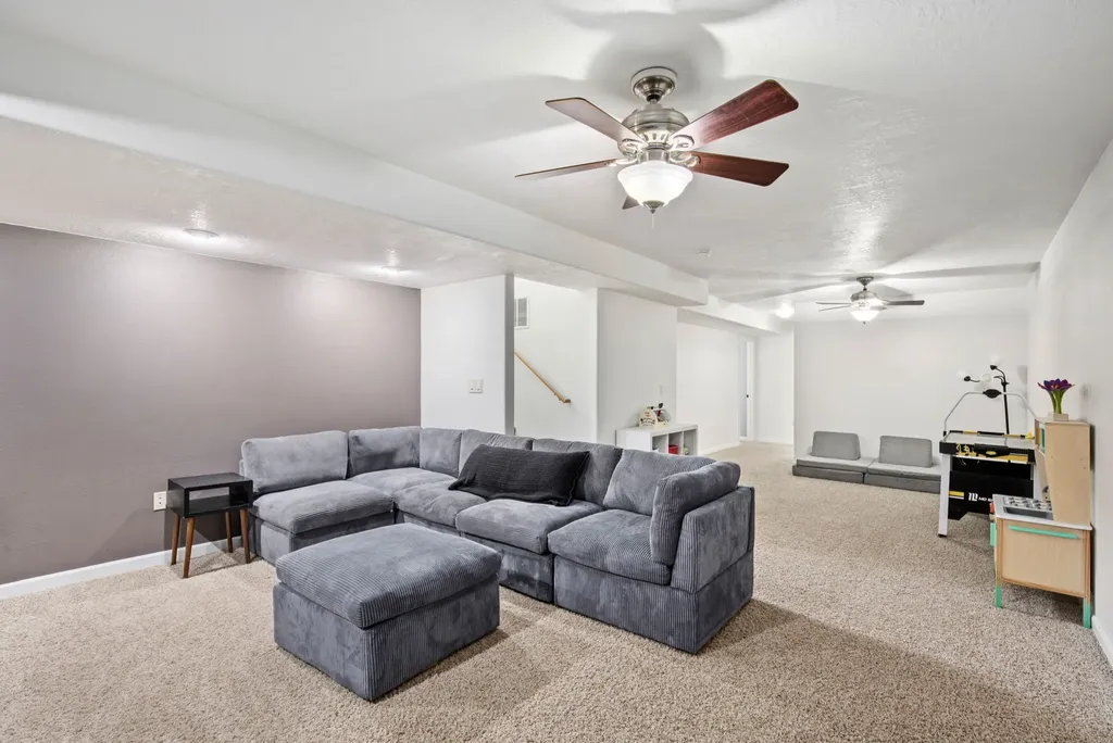 117 33rd Avenue NE Great Falls MT 59404