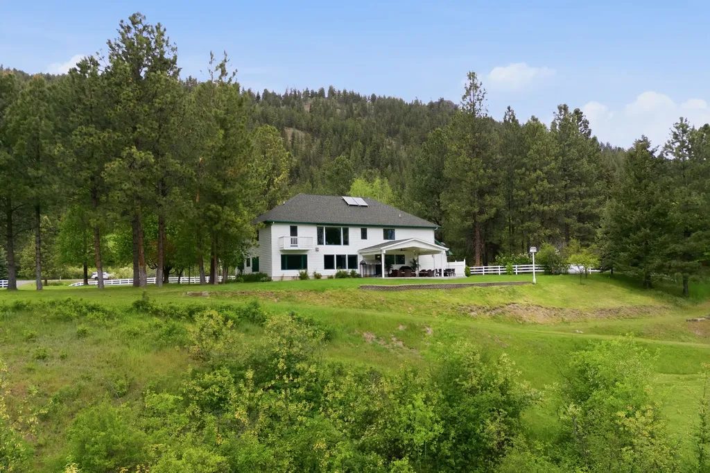29109 Hwy 10 W Huson MT 59846