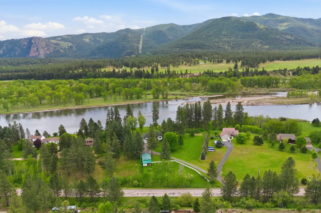 29109 Hwy 10 W Huson MT 59846