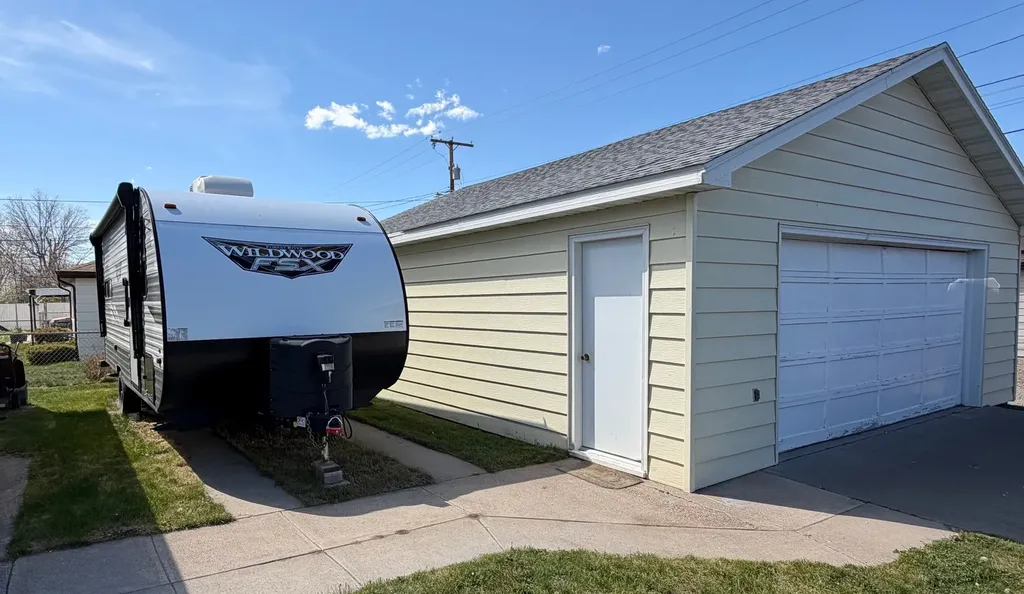 2425 9th Avenue S Great Falls MT 59405
