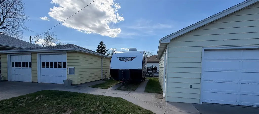 2425 9th Avenue S Great Falls MT 59405