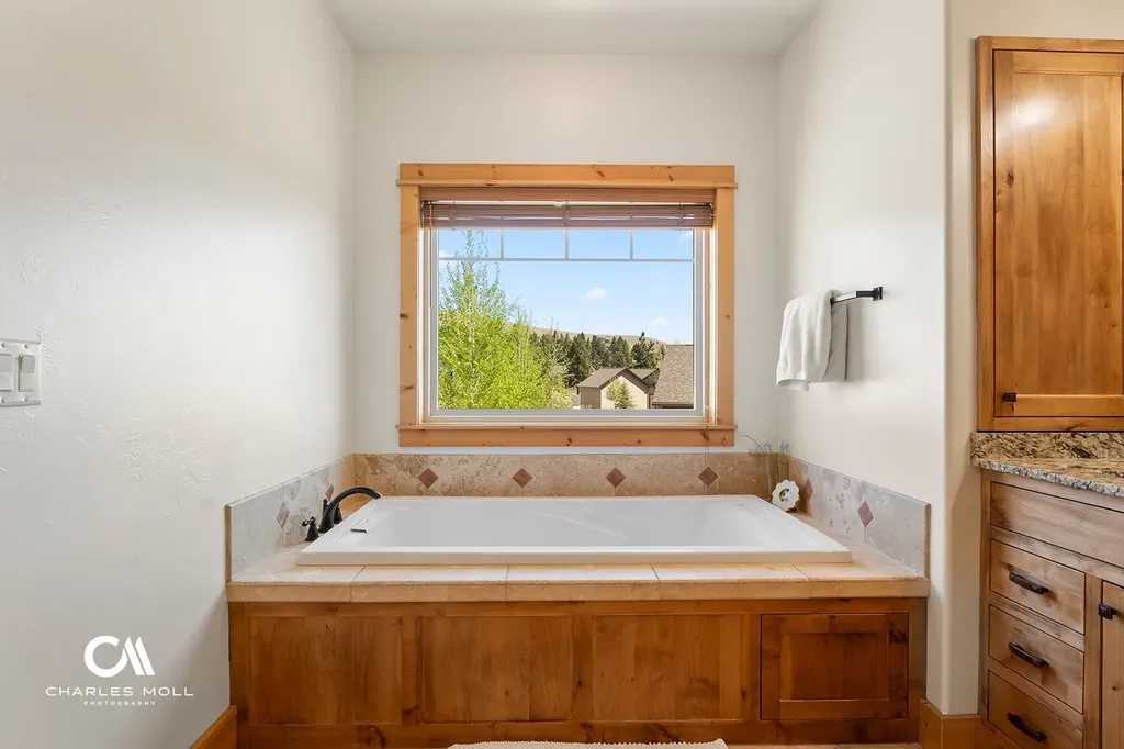 4928 Smallwood Court Helena MT 59601