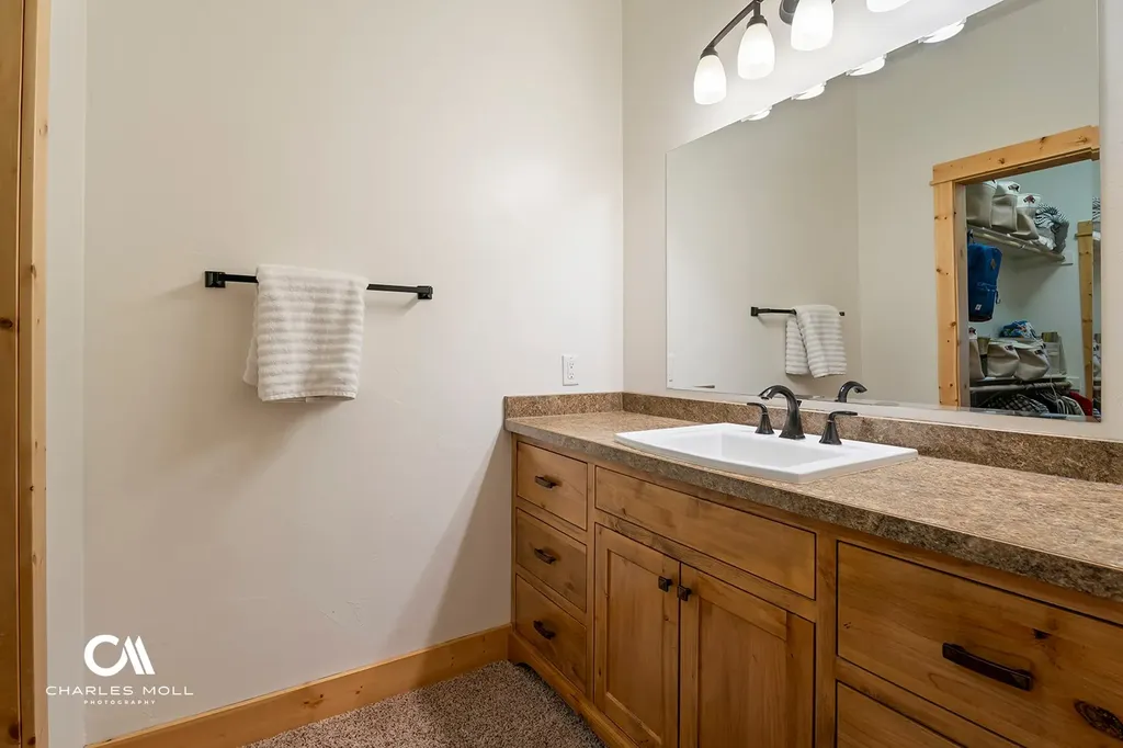 4928 Smallwood Court Helena MT 59601