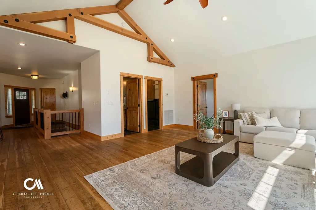 4928 Smallwood Court Helena MT 59601