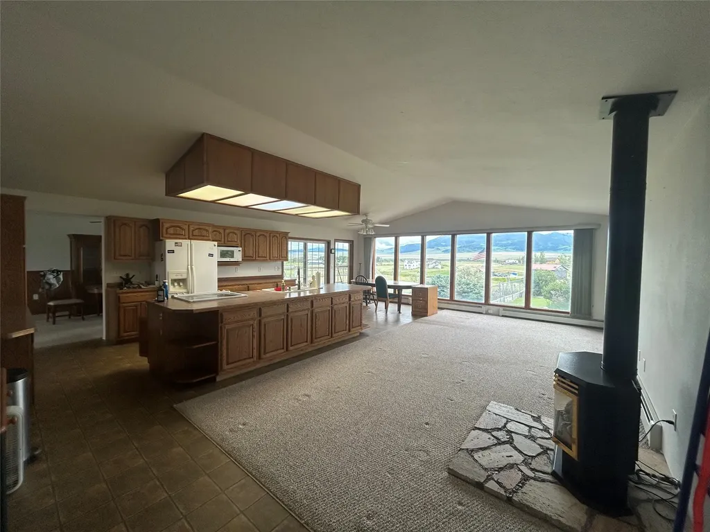 3 Chesapeake Drive Livingston MT 59047