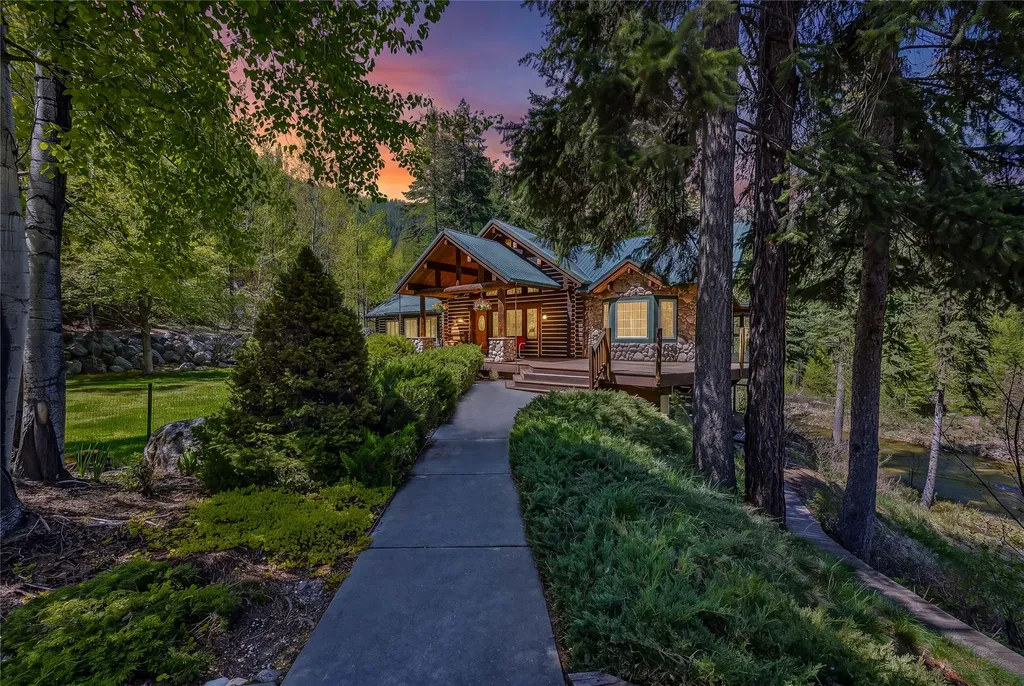 1220 Bear Creek Trail Victor MT 59875