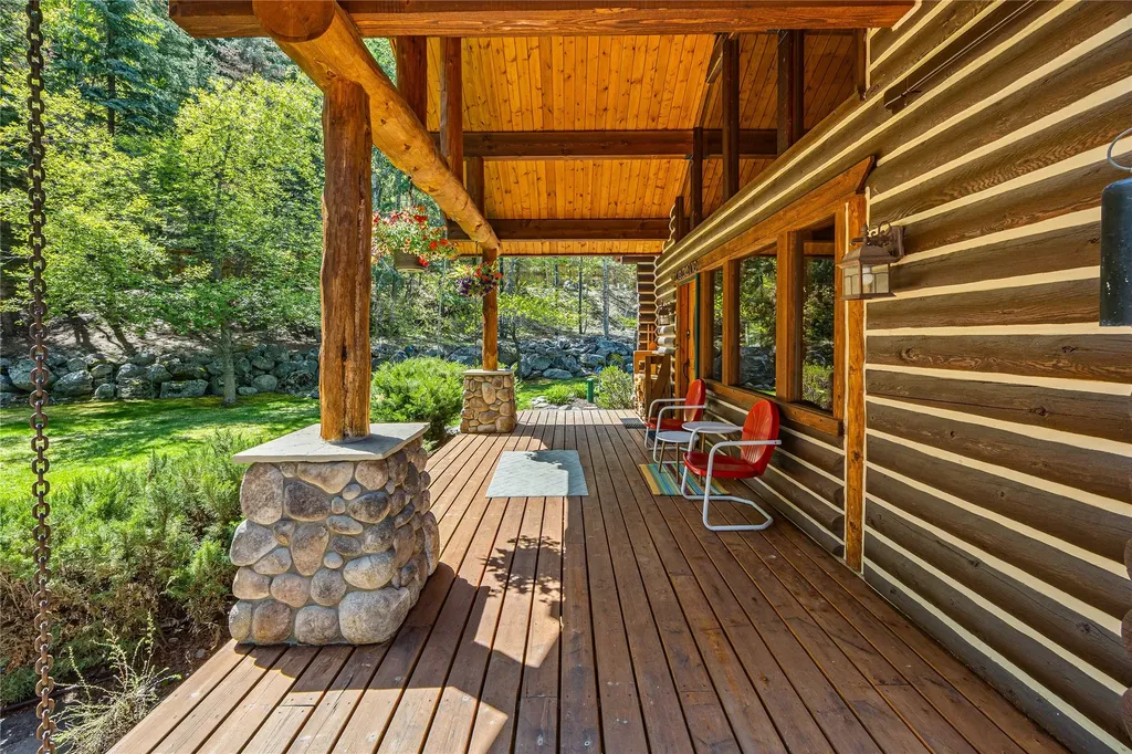 1220 Bear Creek Trail Victor MT 59875