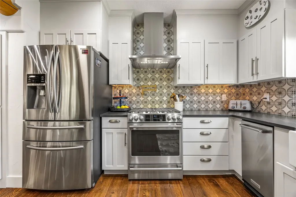 1220 Bear Creek Trail Victor MT 59875