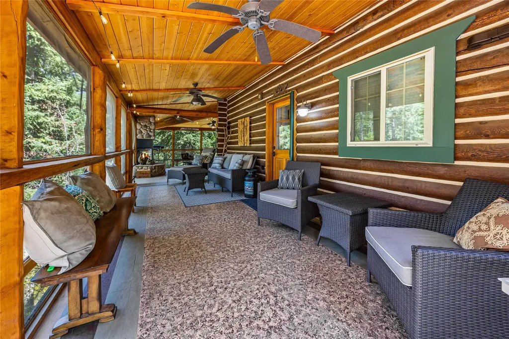 1220 Bear Creek Trail Victor MT 59875