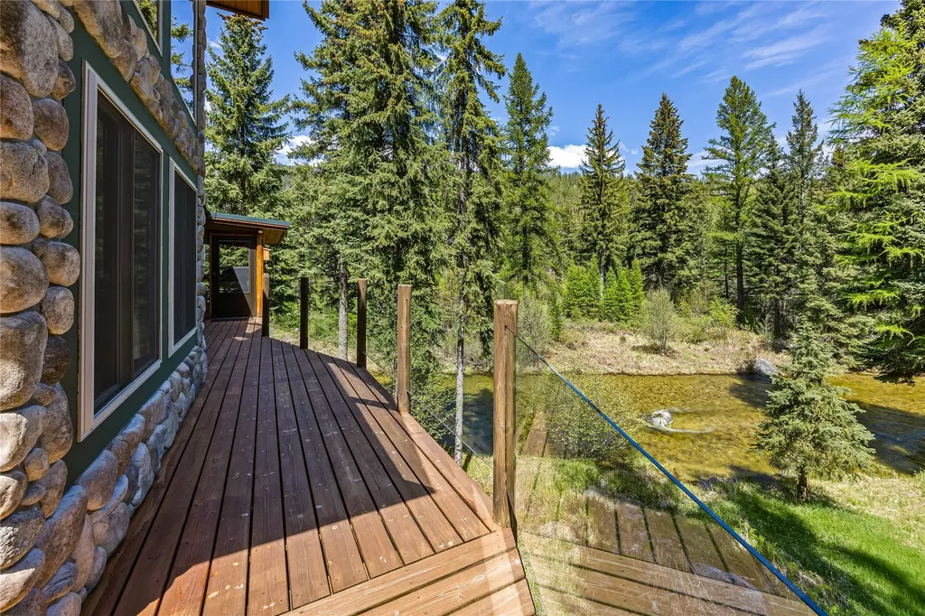 1220 Bear Creek Trail Victor MT 59875
