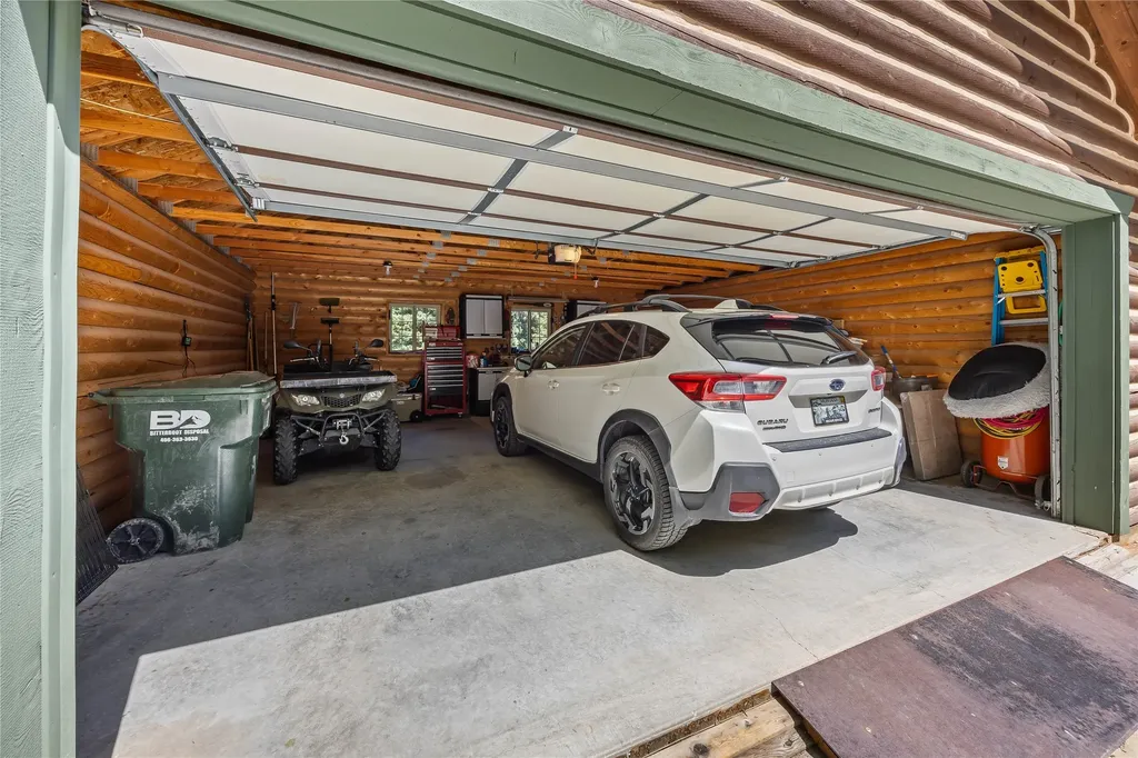 1220 Bear Creek Trail Victor MT 59875