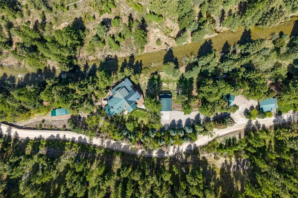 1220 Bear Creek Trail Victor MT 59875