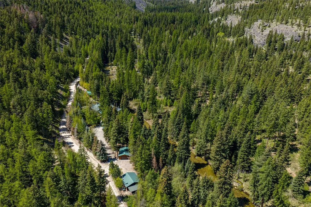 1220 Bear Creek Trail Victor MT 59875