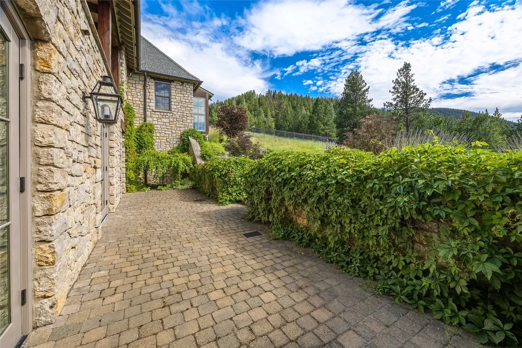 2761 Contour Road Missoula MT 59802
