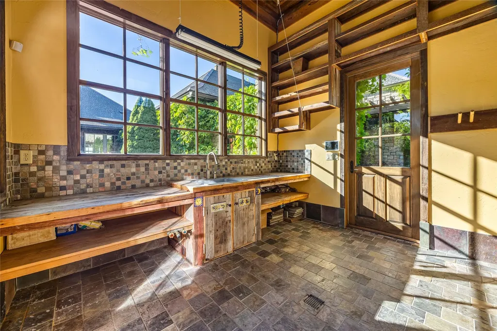 2761 Contour Road Missoula MT 59802