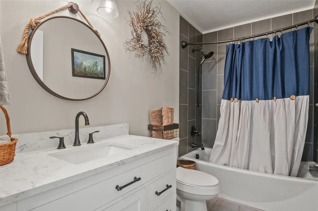 41255 Pine Tree Lane Polson MT 59860