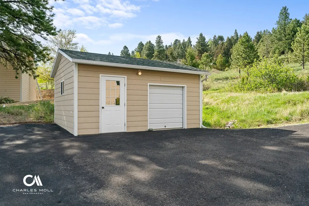50 Ruby Mountain Road Clancy MT 59634