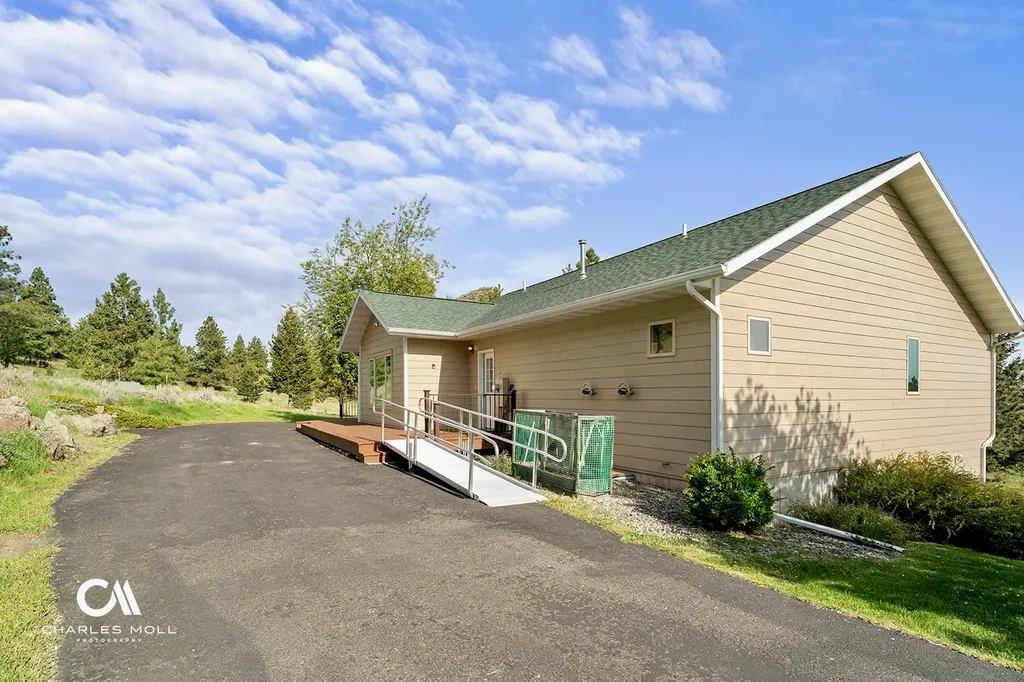 50 Ruby Mountain Road Clancy MT 59634