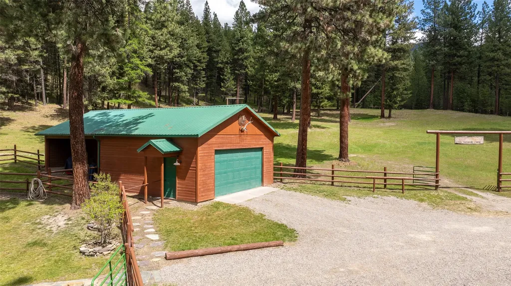 31850 Yearling Run Alberton MT 59820