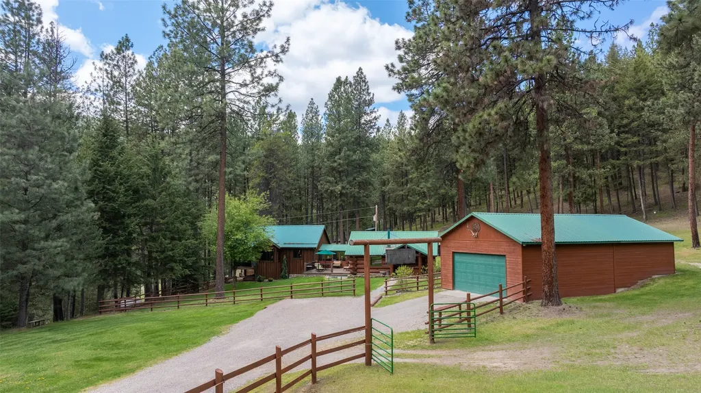 31850 Yearling Run Alberton MT 59820