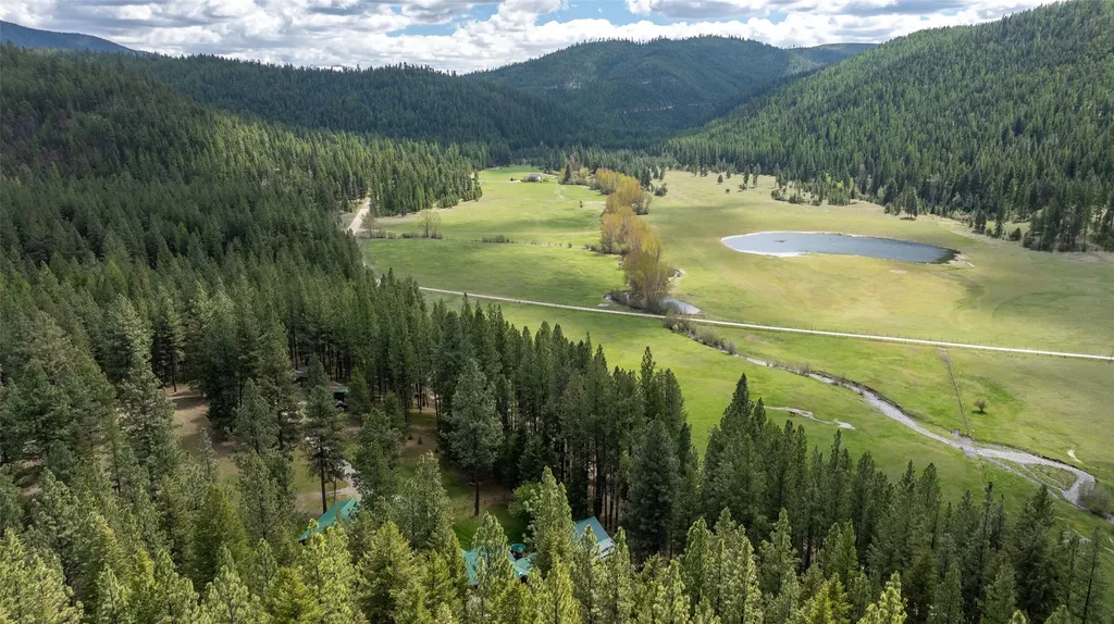 31850 Yearling Run Alberton MT 59820